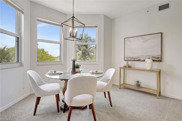 470 Launch CIR V-405, Naples, FL 34108