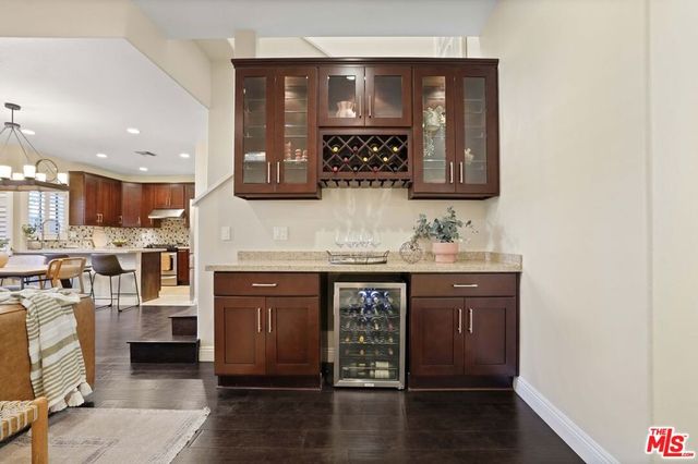 384 E Del Mar Boulevard, Pasadena, CA 91101