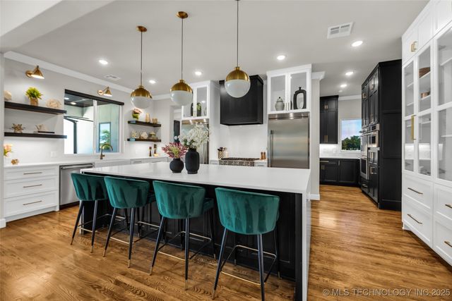 17076 S 31st East Avenue, Mounds, OK 74047