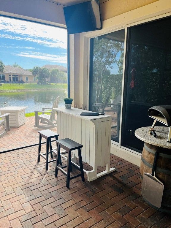 Image 33 of property listing at 12200 NW 77th Manor, Parkland, FL 33076