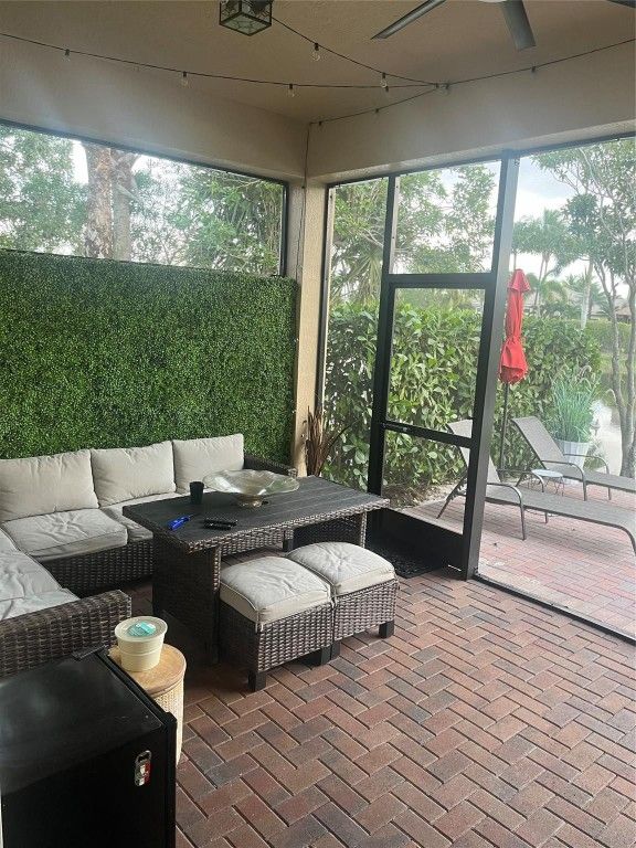 Image 35 of property listing at 12200 NW 77th Manor, Parkland, FL 33076