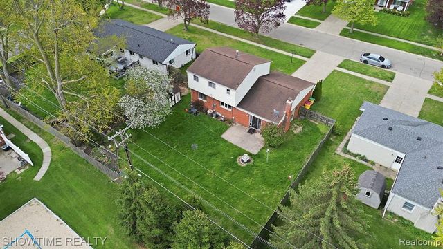 45466 Keding Street, Utica, MI 48317