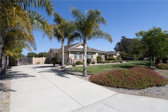 525 Raptor Street, Arroyo Grande, CA 93420