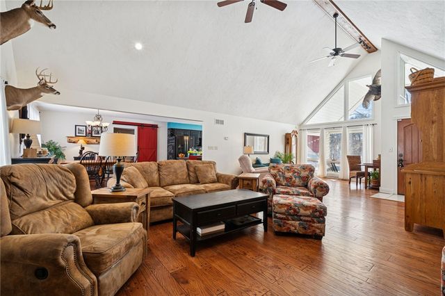 500 Shrader Hollow Road, Hempfield Twp, PA 15672