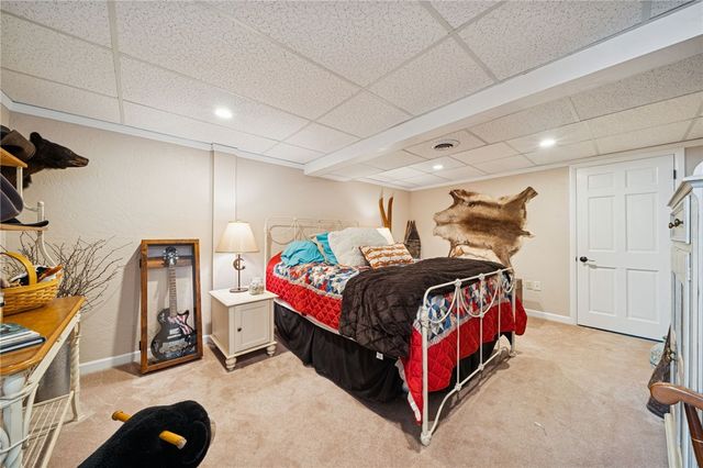 500 Shrader Hollow Road, Hempfield Twp, PA 15672