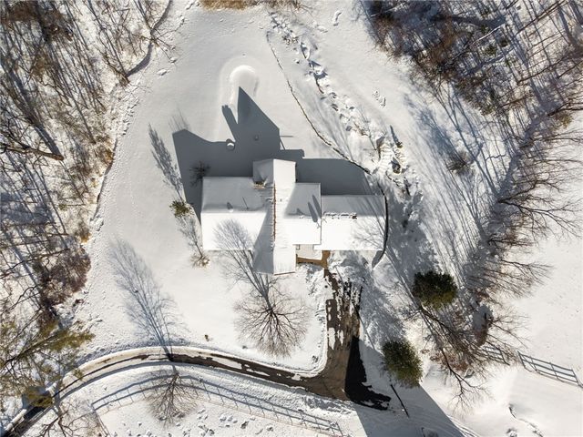 500 Shrader Hollow Road, Hempfield Twp, PA 15672