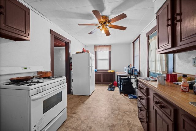 1950 Homestead Duquesne Rd, West Mifflin, PA 15122