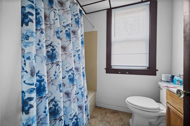 1950 Homestead Duquesne Rd, West Mifflin, PA 15122