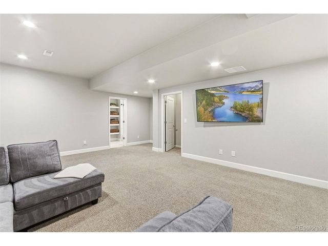 9375 Blanca St, Arvada, CO 80007