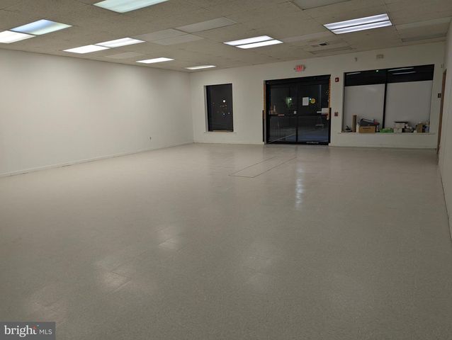 65 E E BRIDGE ST, Spring City, PA 19475