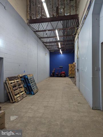 65 E E BRIDGE ST, Spring City, PA 19475