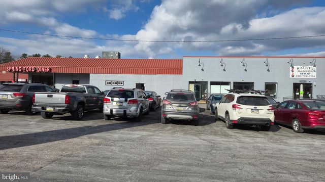 65 E E BRIDGE ST, Spring City, PA 19475