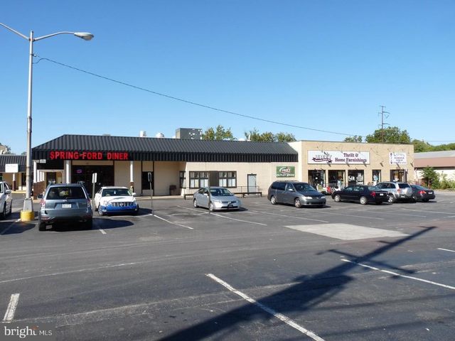 65 E E BRIDGE ST, Spring City, PA 19475