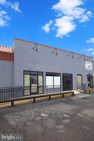 65 E E BRIDGE ST, Spring City, PA 19475