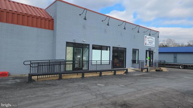 65 E E BRIDGE ST, Spring City, PA 19475