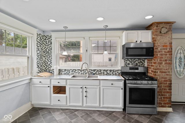 925 W 7th Street, Anderson, IN 46016