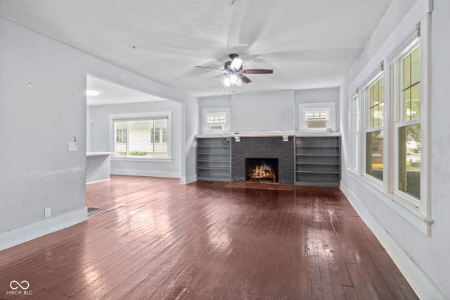 925 W 7th Street, Anderson, IN 46016