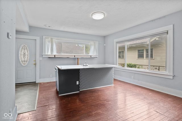 925 W 7th Street, Anderson, IN 46016