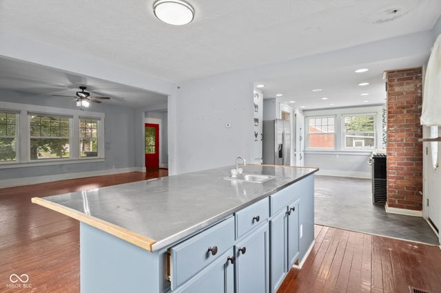 925 W 7th Street, Anderson, IN 46016