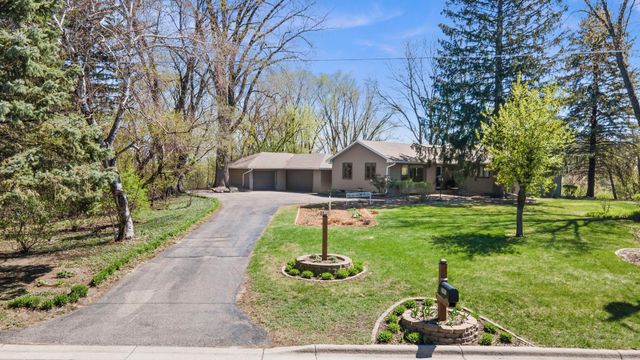 2998 Burnside Avenue, Eagan, MN 55121