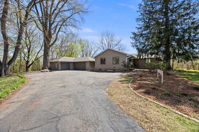 2998 Burnside Avenue, Eagan, MN 55121