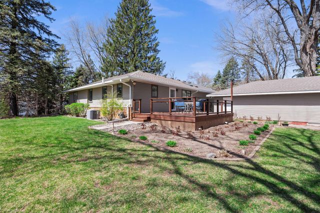 2998 Burnside Avenue, Eagan, MN 55121
