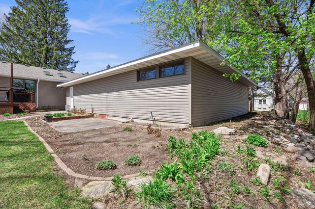 2998 Burnside Avenue, Eagan, MN 55121