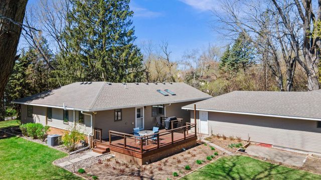 2998 Burnside Avenue, Eagan, MN 55121