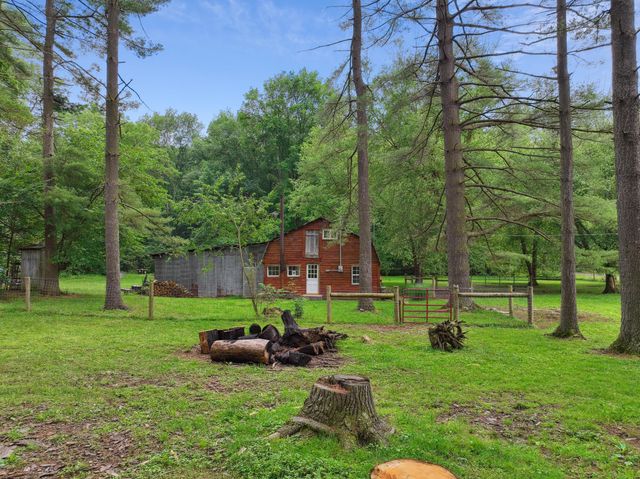 9056 Lentz Road, Frazeysburg, OH 43822