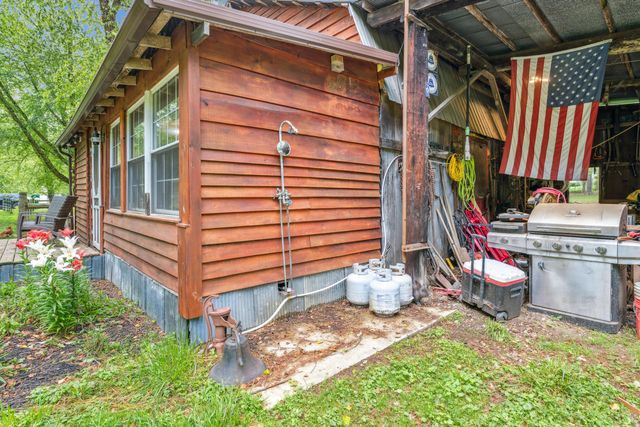9056 Lentz Road, Frazeysburg, OH 43822