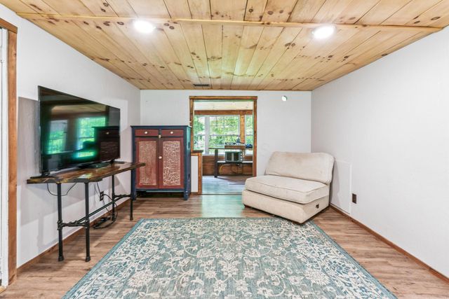 9056 Lentz Road, Frazeysburg, OH 43822