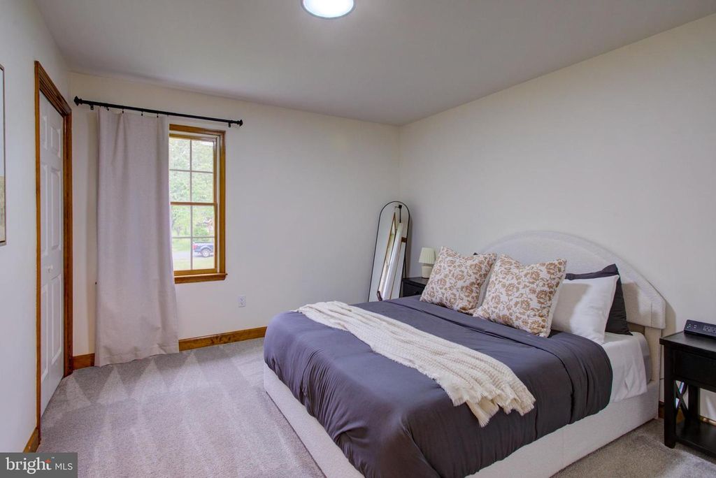 Image 15 of property listing at 69 STITES LN, North East, MD 21901