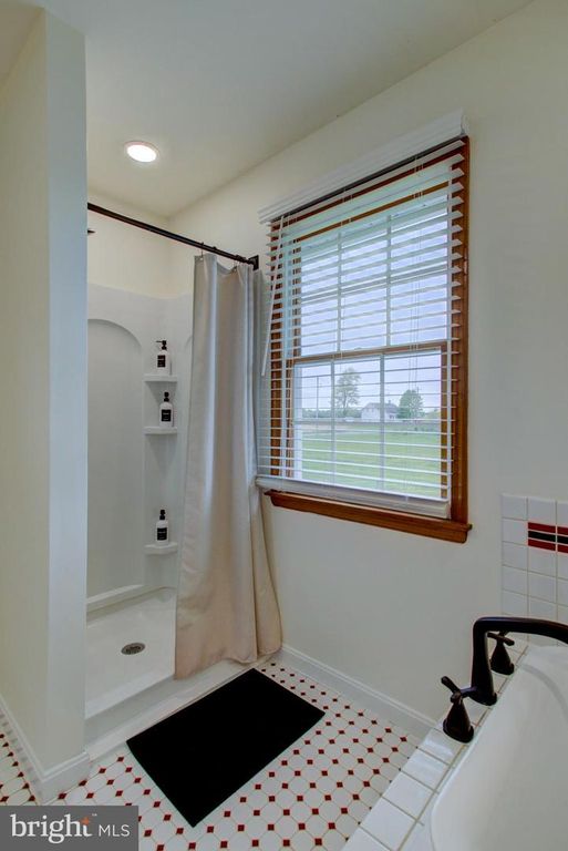 Image 29 of property listing at 69 STITES LN, North East, MD 21901