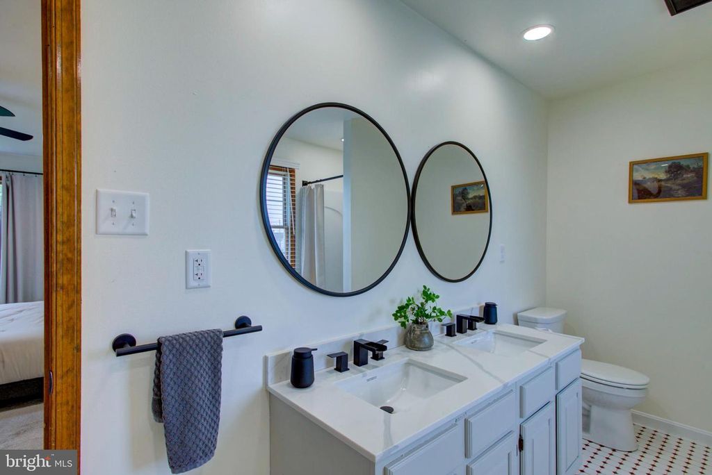 Image 30 of property listing at 69 STITES LN, North East, MD 21901