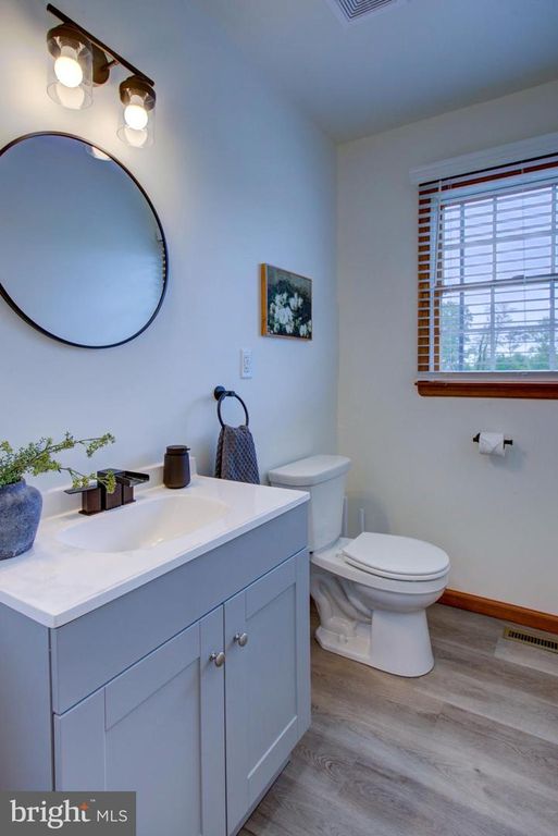 Image 38 of property listing at 69 STITES LN, North East, MD 21901