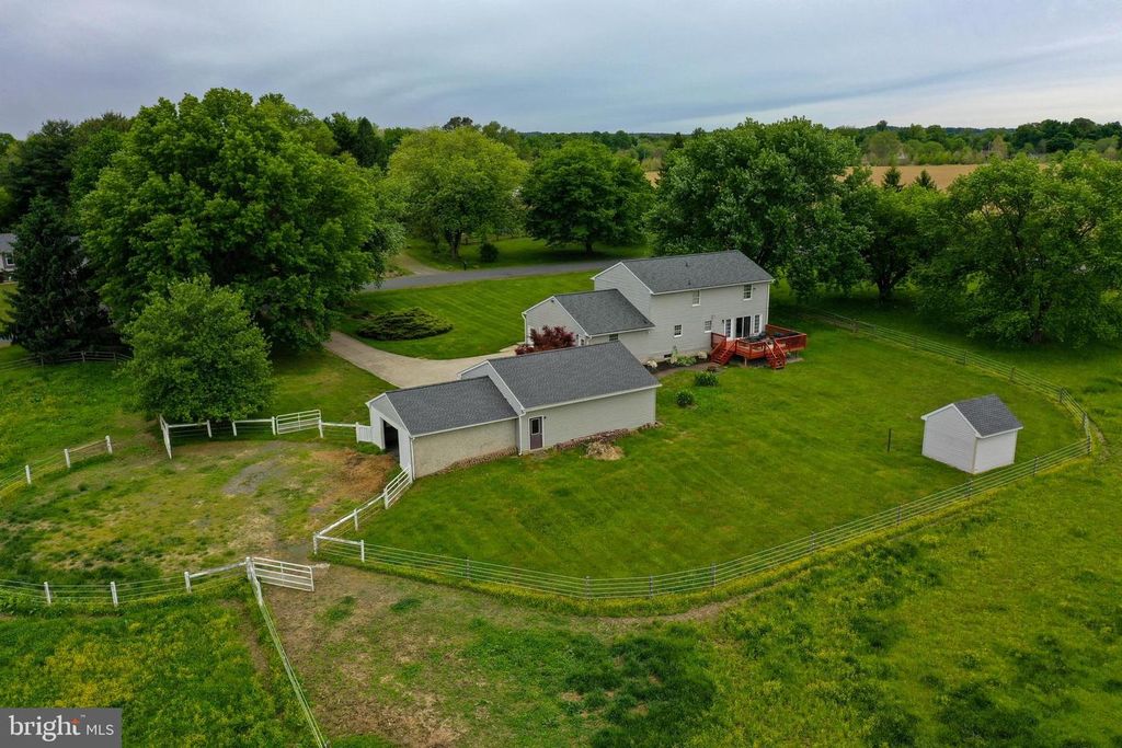 Image 4 of property listing at 69 STITES LN, North East, MD 21901