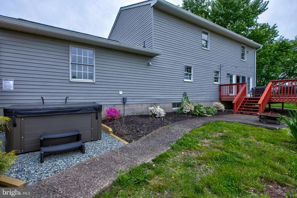 Image 62 of property listing at 69 STITES LN, North East, MD 21901