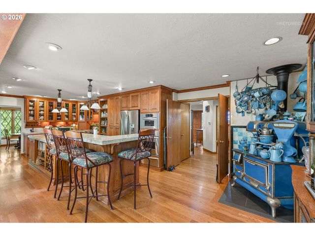 26789 Nw SAINT HELENS Rd, Scappoose, OR 97056
