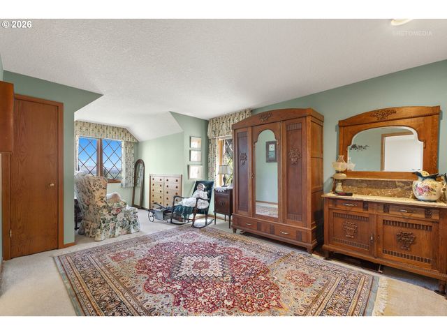 26789 Nw SAINT HELENS Rd, Scappoose, OR 97056