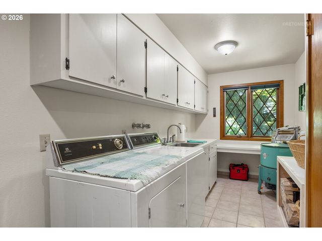 26789 Nw SAINT HELENS Rd, Scappoose, OR 97056
