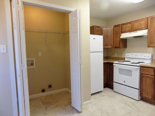 330 W Avenue C, San Angelo, TX 76903