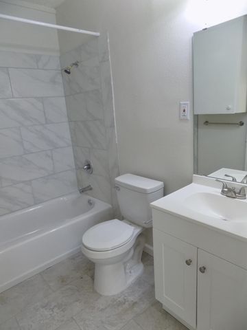 330 W Avenue C, San Angelo, TX 76903