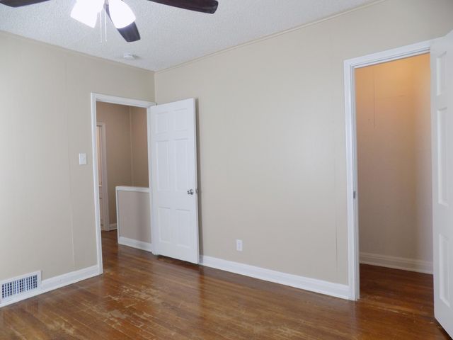 330 W Avenue C, San Angelo, TX 76903