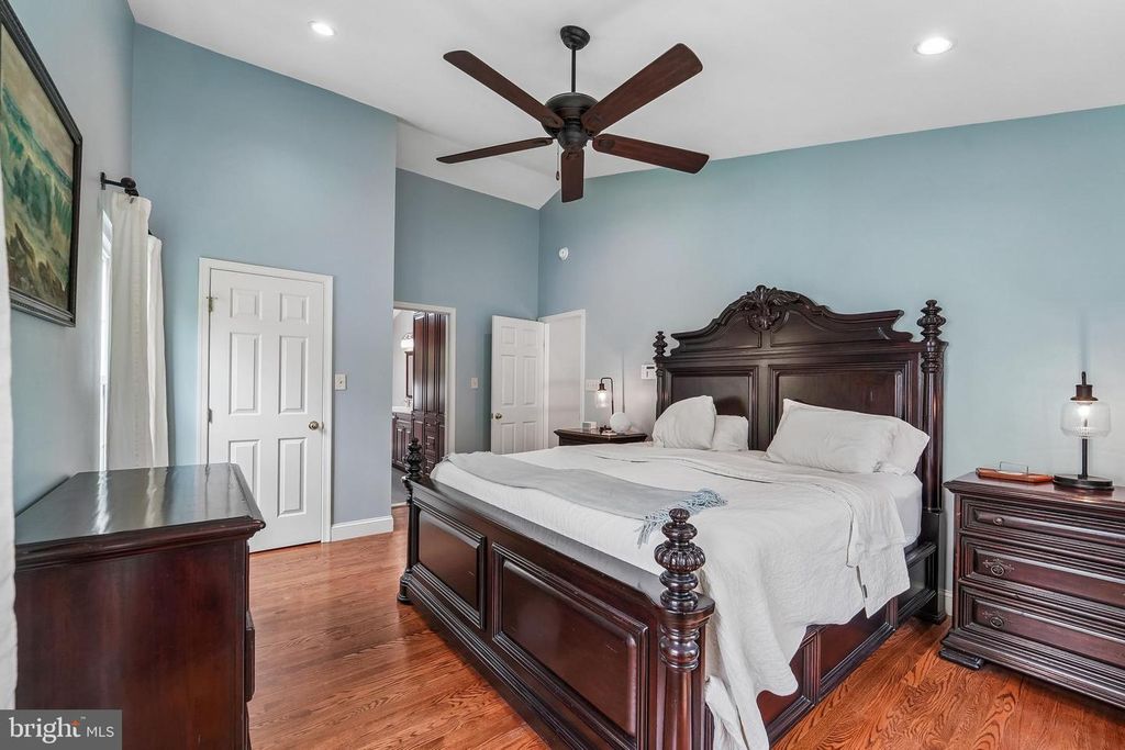 Image 33 of property listing at 18613 MEADOWLAND TER, Olney, MD 20832