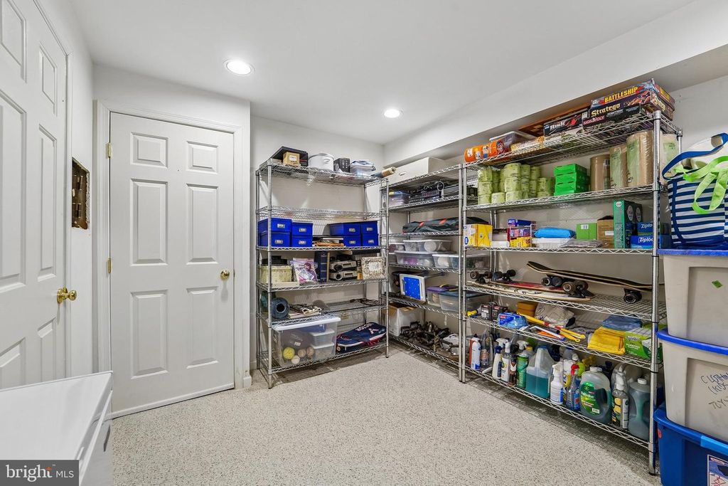 Image 44 of property listing at 18613 MEADOWLAND TER, Olney, MD 20832