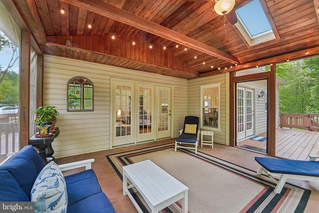 Image 48 of property listing at 18613 MEADOWLAND TER, Olney, MD 20832