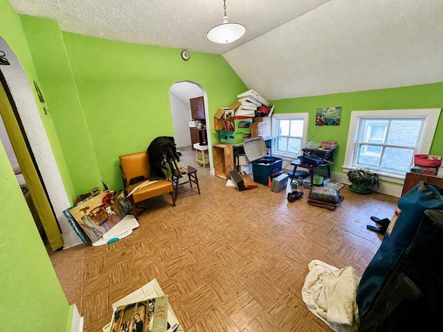 927 S 23RD STREET, Manitowoc, WI 54220