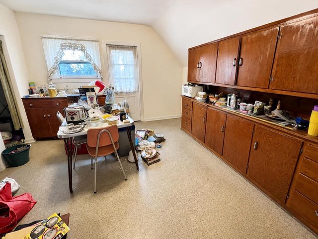 927 S 23RD STREET, Manitowoc, WI 54220