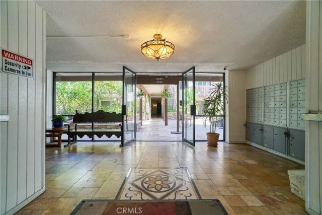 525 S Ardmore 338, Los Angeles, CA 90020