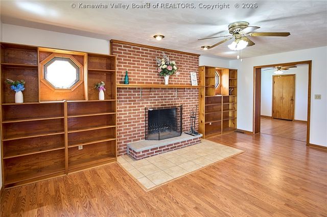 13708 Nancy Avenue, Chesapeake, WV 25315